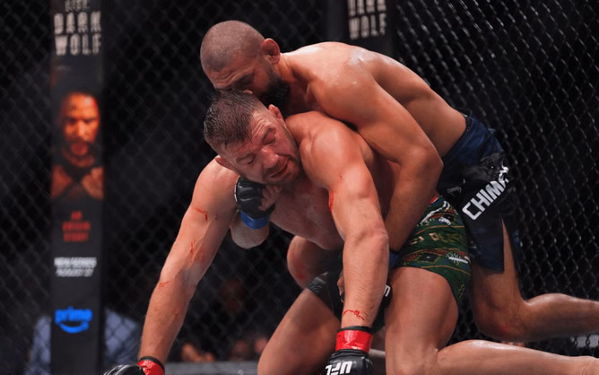 "DDP did a worse job" - Paulo Costa breaks down Dricus du Plessis' flawed performance vs. Khamzat Chimaev
