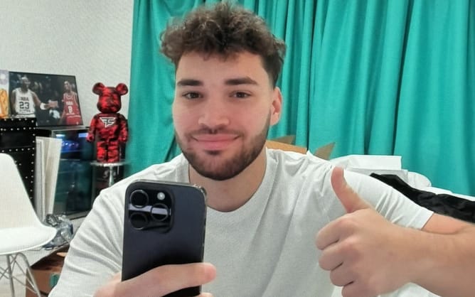 "I just don't want to be in that politics s**t": Adin Ross insinuates he won't livestream from White House after getting invited