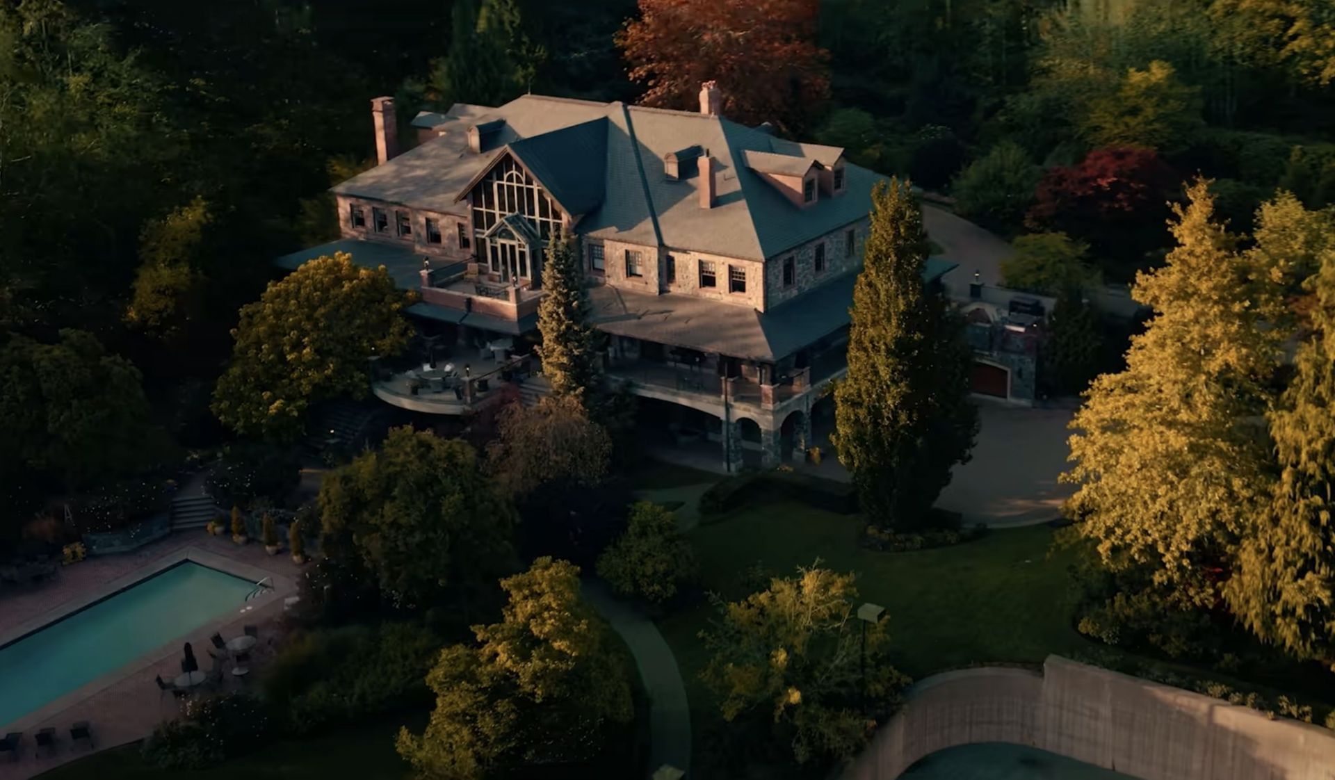 A still from the film&#039;s trailer (Image via Netflix)