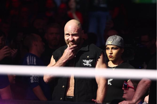 Could Jon Moxley suffer a massive setback due to a big blunder in AEW?