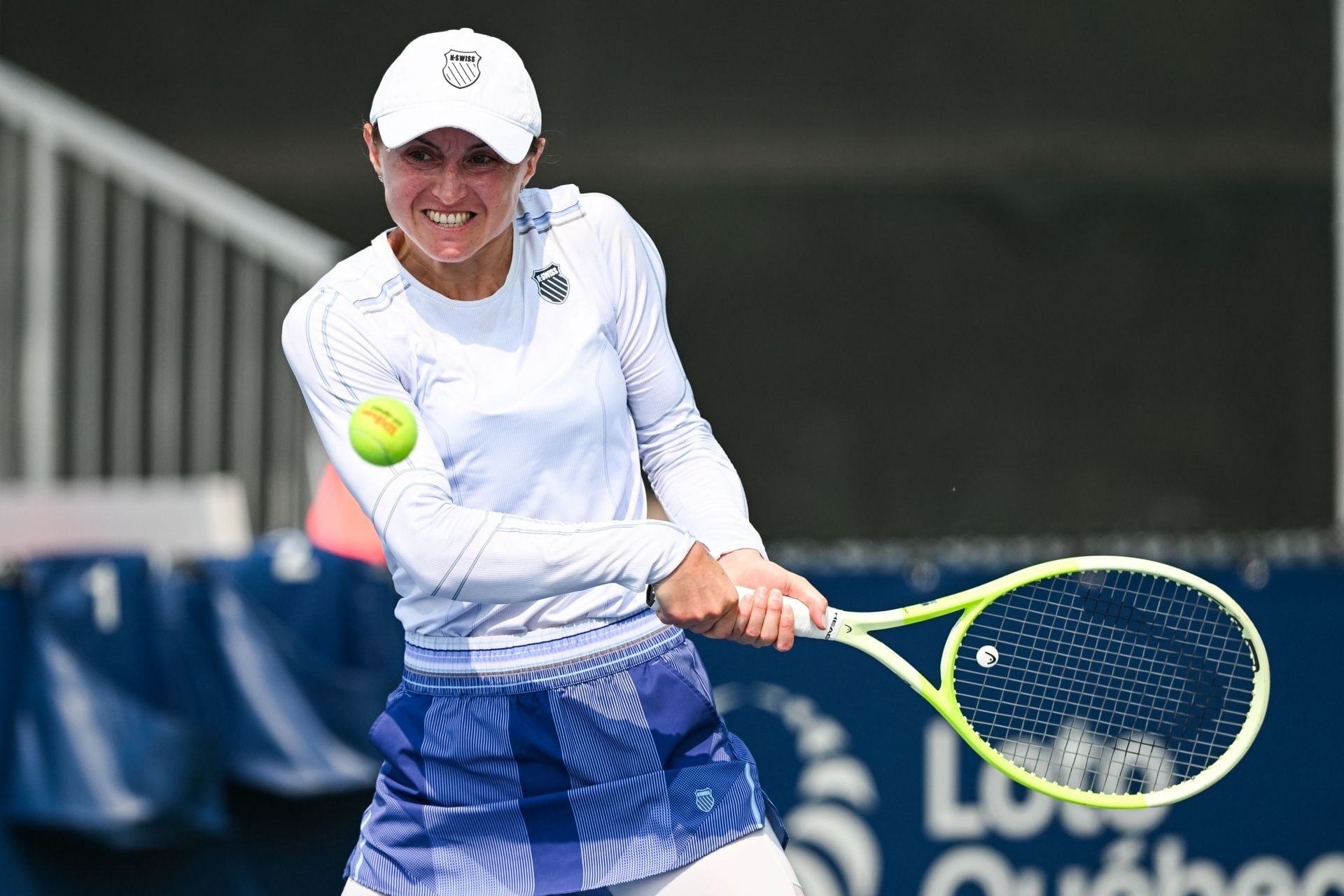 Aliaksandra Sasnovich hits a backhand | Image Source: Getty