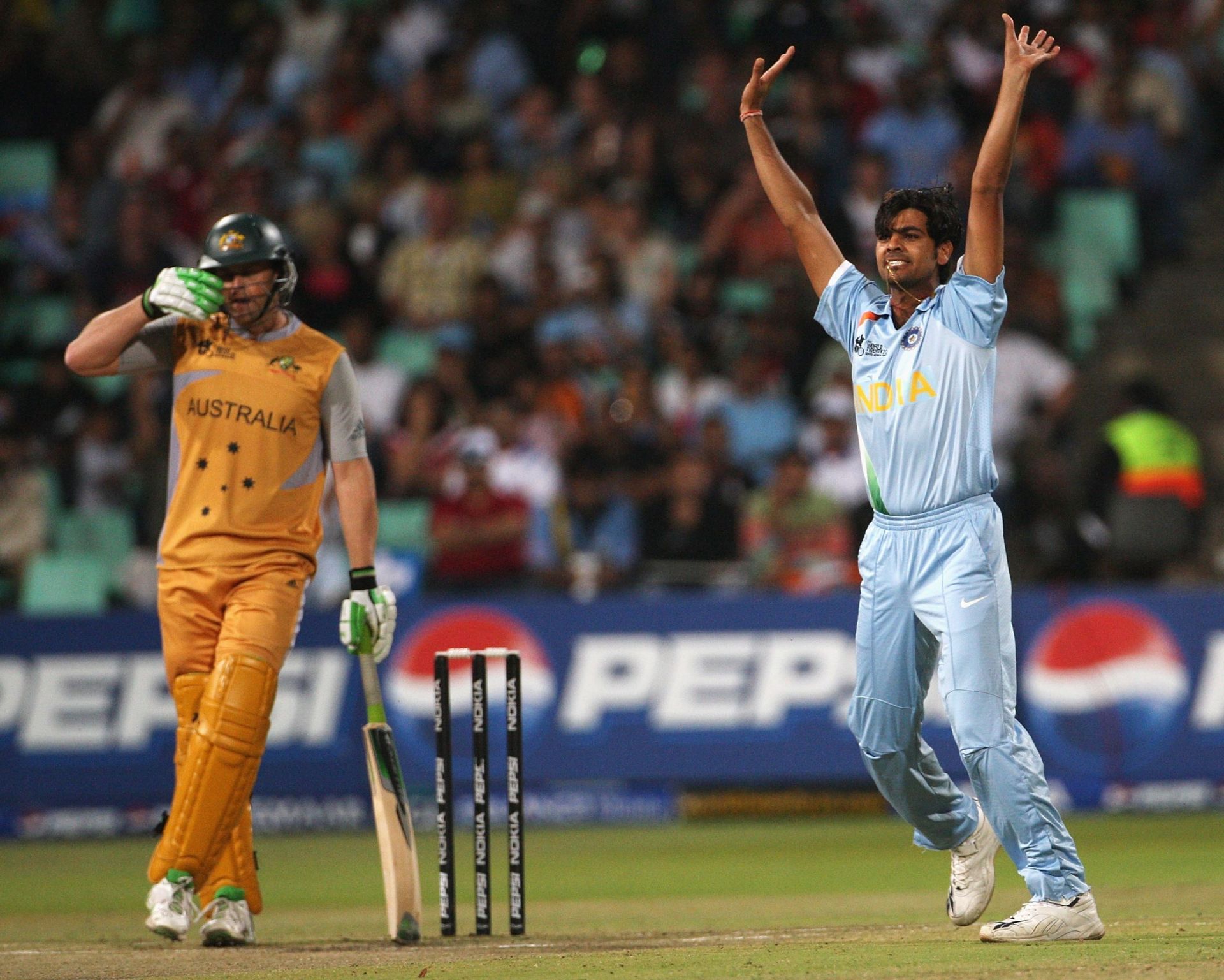India v Australia - Twenty20 Cup Semi Final - Source: Getty