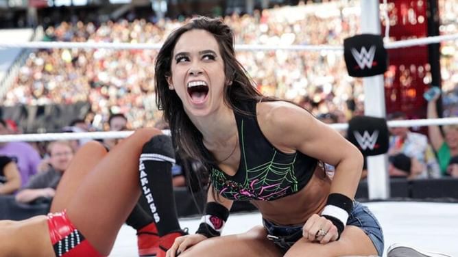 AJ Lee makes WWE history ahead of RAW
