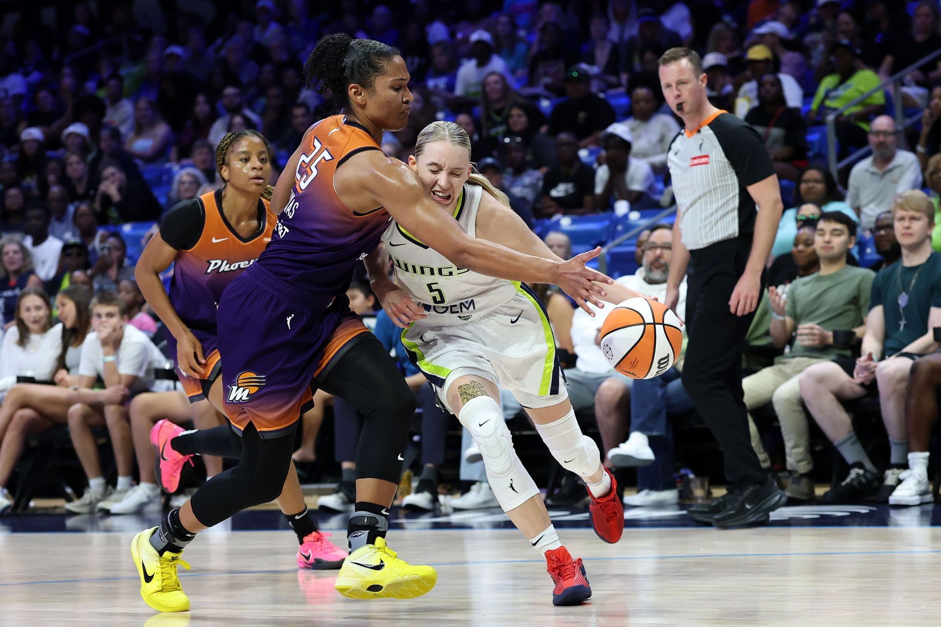 Phoenix Mercury v Dallas Wings - Source: Getty