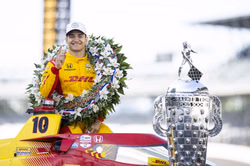 "She didn't live to see it": Alex Palou's mechanic recalls emotional conversation with late mother before surreal Indy 500 win