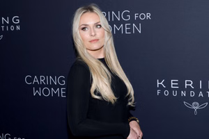 Lindsey Vonn, Allyson Felix, Mikaela Shiffrin and others send love as Lewis Hamilton pens emotional note as his pet dog passes away