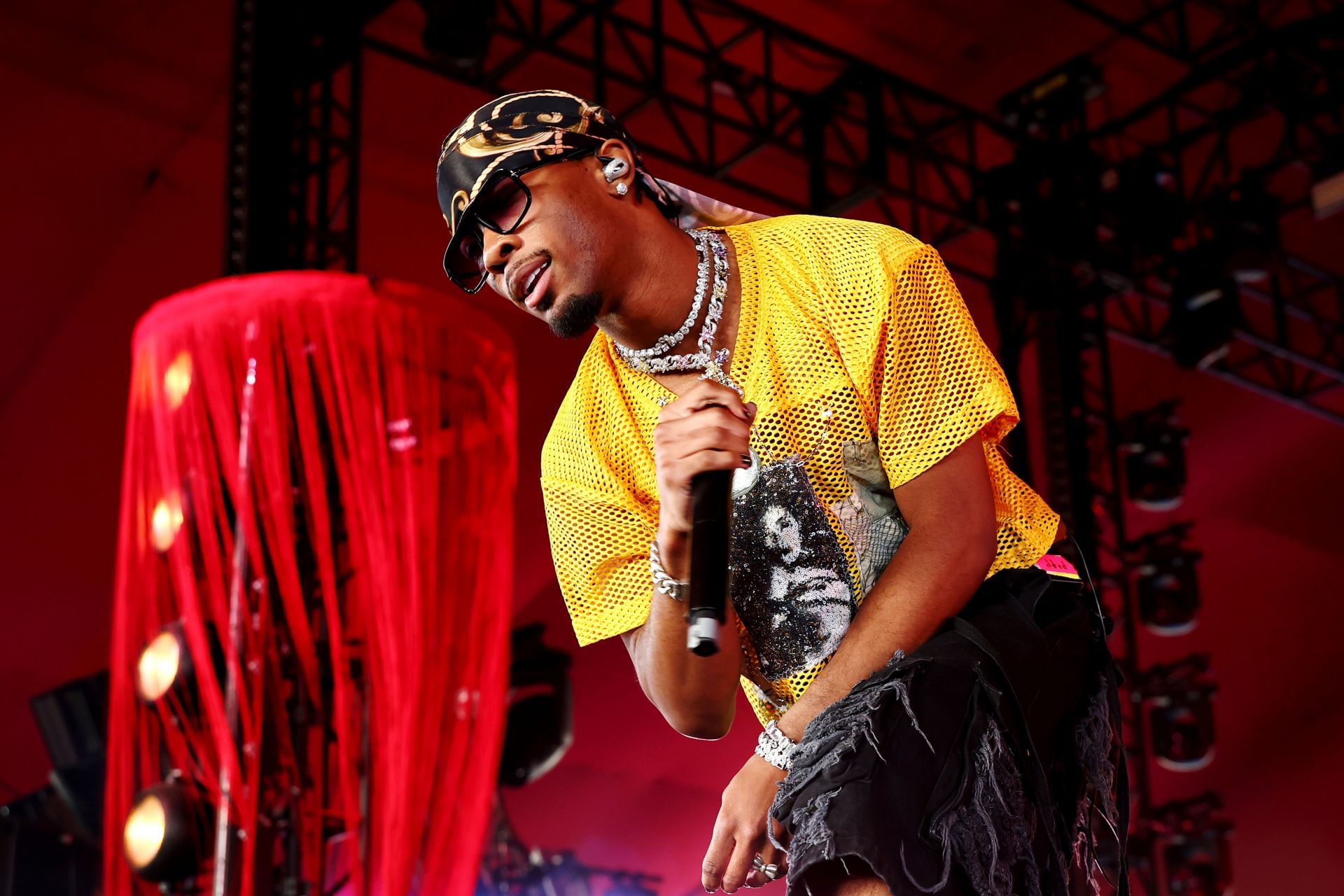 Singer D4vd (Image via Getty Images)