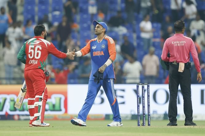 "He is an innovative thinker" - Batting legend backs Suryakumar Yadav's decision to not bat in IND vs OMA Asia Cup 2025 match
