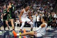 Satou Sabally #0 of the Phoenix Mercury celebrates with teammate Alyssa Thomas #25 against the Minnesota Lynx - Source: Getty