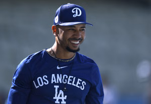"I wouldn't even know what to throw" - Mookie Betts confident retired Giants legend won't have any problems in modern game