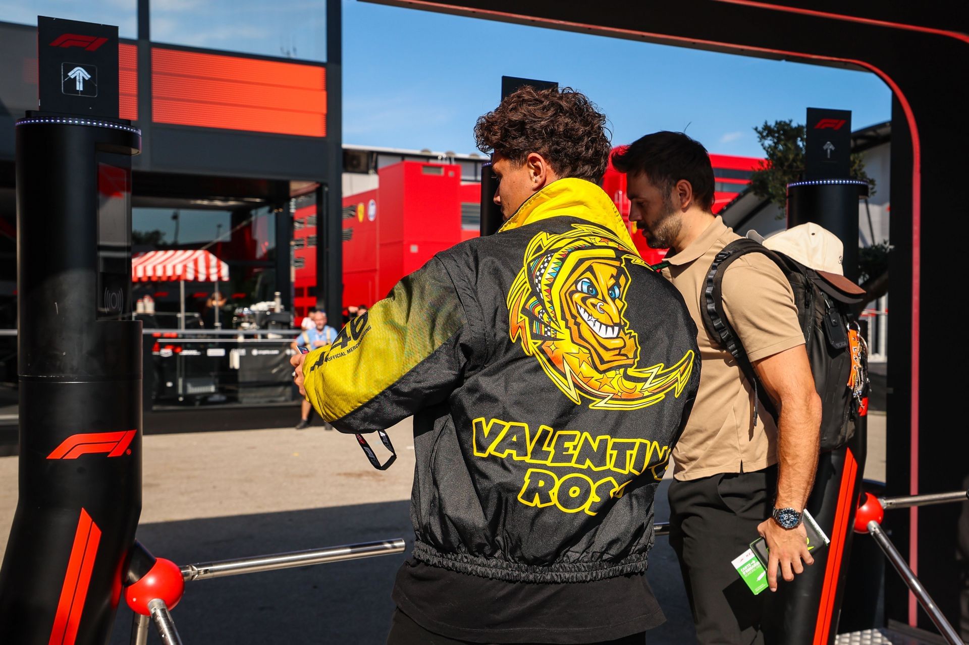 McLaren&#039;s Lando Norris walks into the paddock at the Autodromo Nazionale Monza during the 2025 F1 Grand Prix of Italy race weekend - Source: Getty