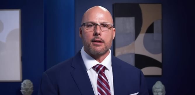 Major star suddenly returns to WWE after 4 years; Adam Pearce immediately called out
