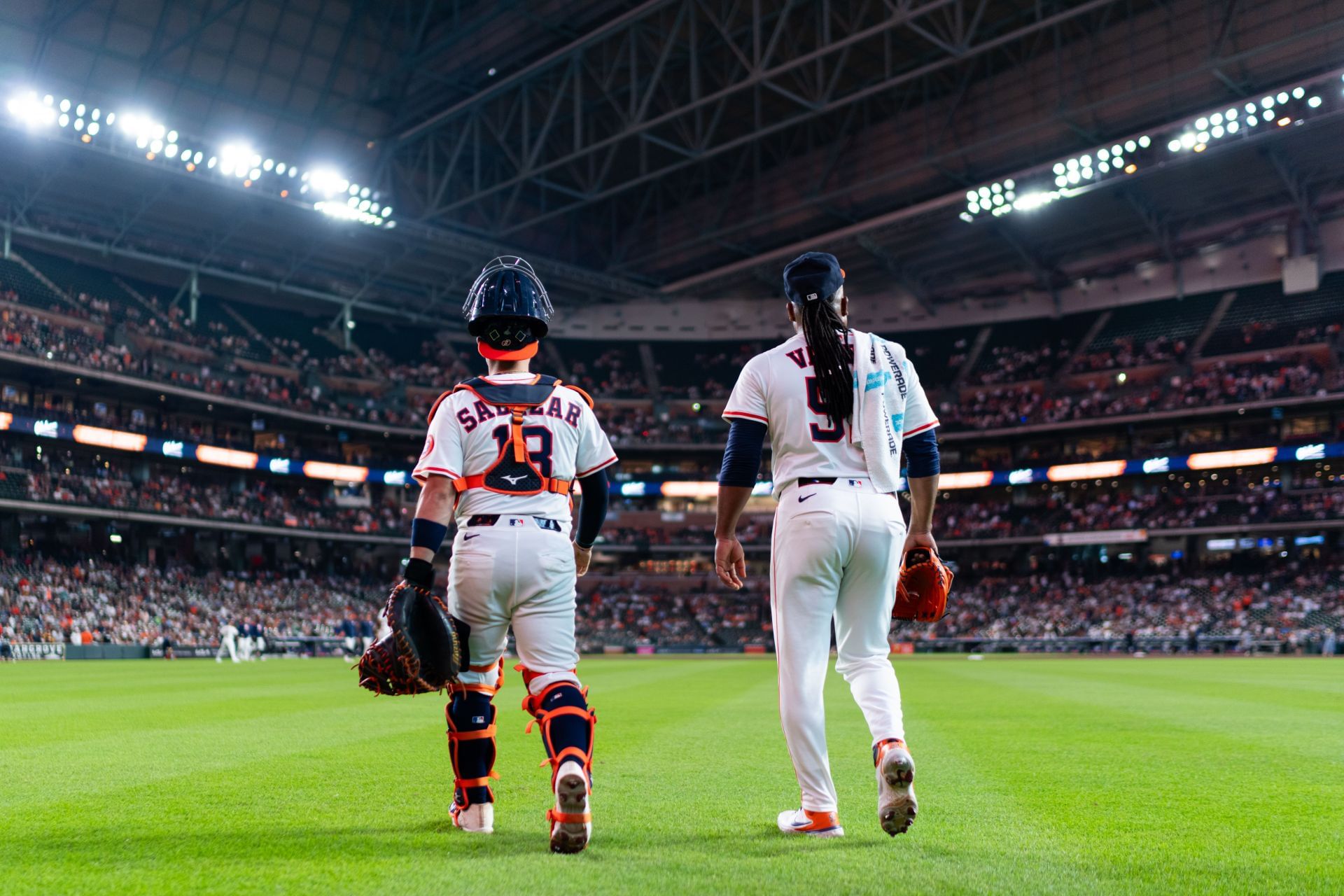 Cesar Salazar (L), Framber Valdez (R) - Source: Getty