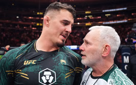 Tom Aspinall’s father reveals retirement vision, insists he only cares about son’s wellbeing: "It won’t bother me if he packs in tomorrow"