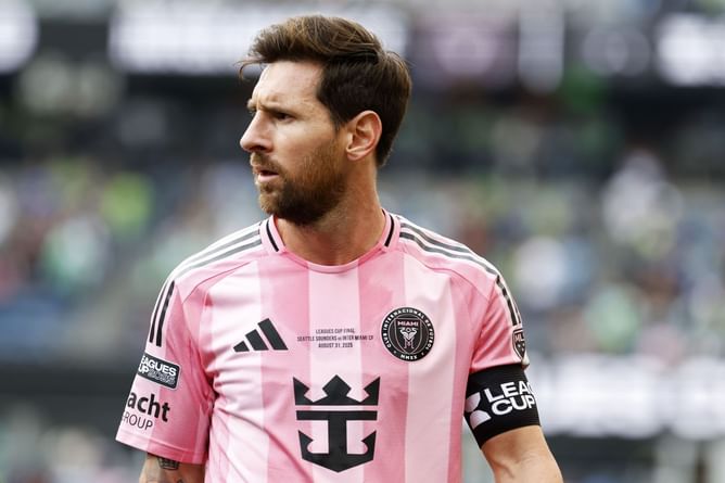 "Success is built, not bought" - Seattle Sounders fans unveil tifo appearing to mock Lionel Messi's Inter Miami in Leagues Cup final clash