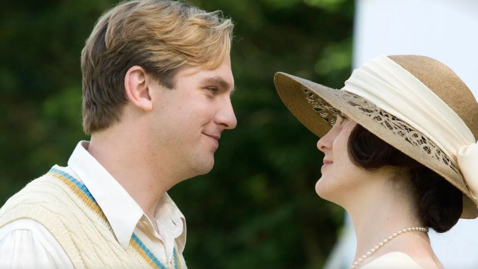 Mary and Matthew (Image via Apple TV)