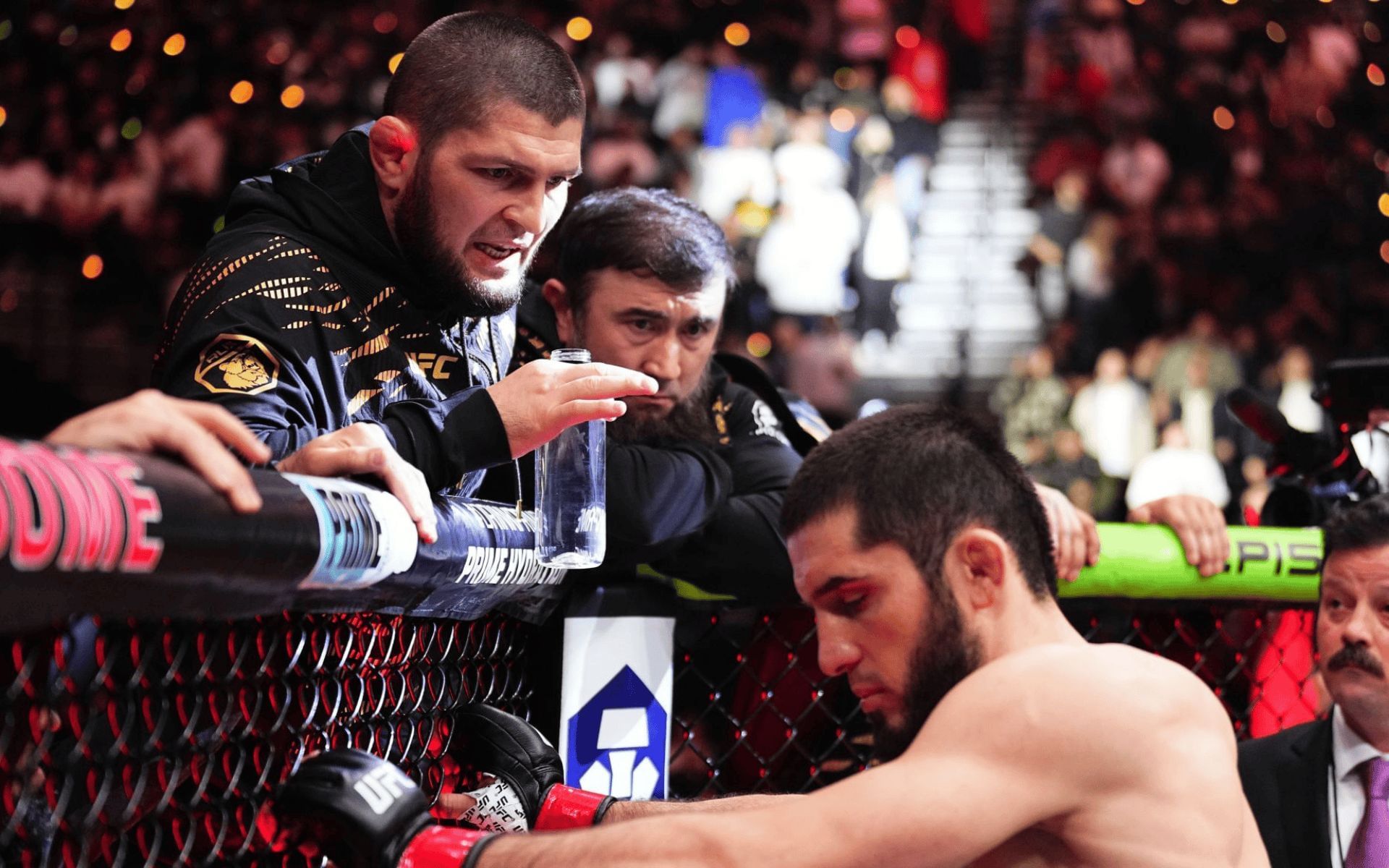 Khabib Nurmagomedov cornering Islam Makhachev. [Image courtesy: Getty]