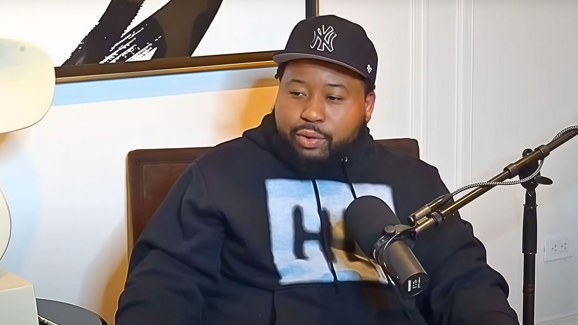 DJ Akademiks reacts to Freddie Gibbs recording himself calling Gunna a &ldquo;rat&rdquo; after seeing him at VMAs 2025 (Image via DJ Akademiks/ Youtube)