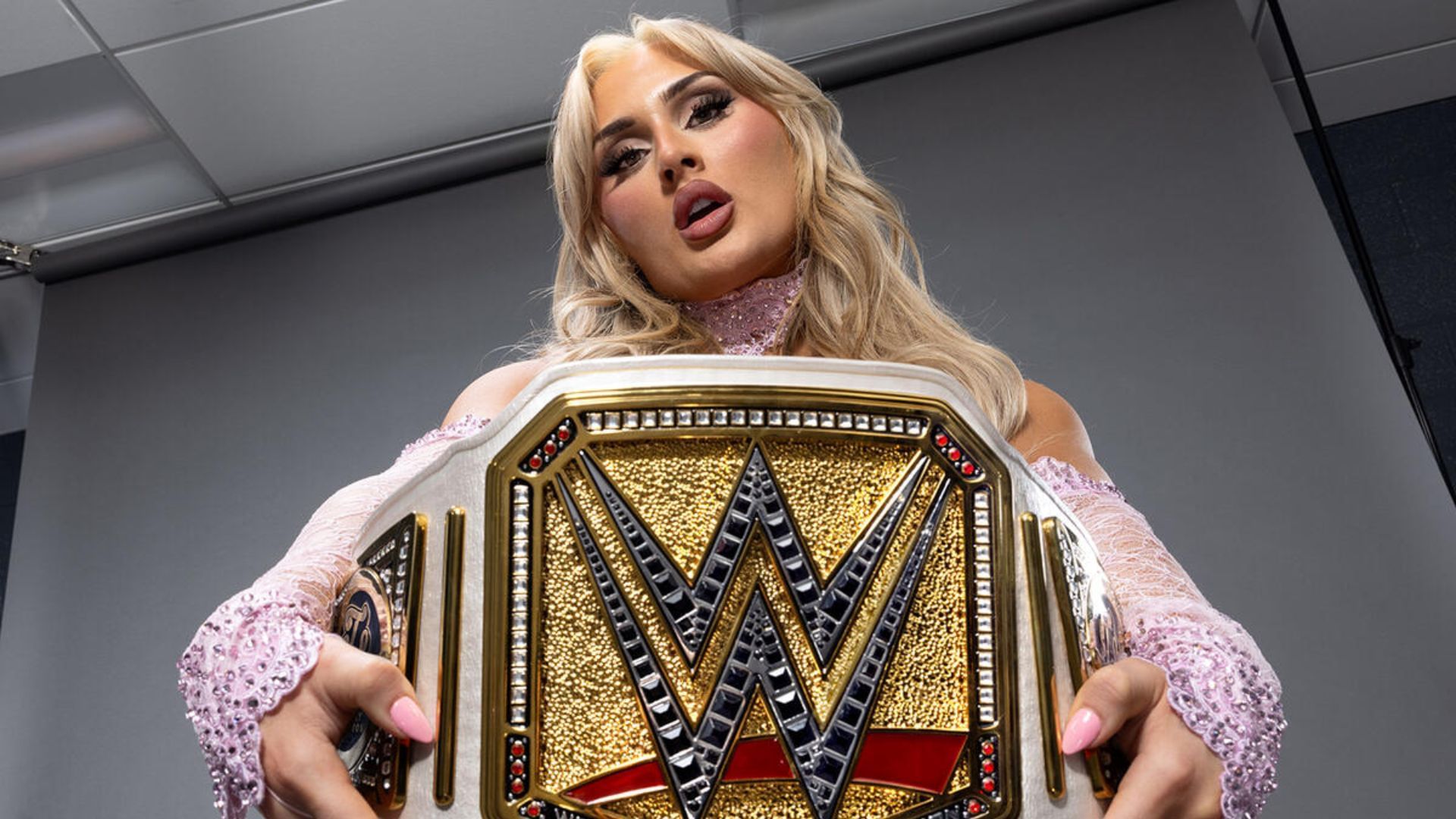 Tiffany Stratton is injured (Credit: WWE.com)