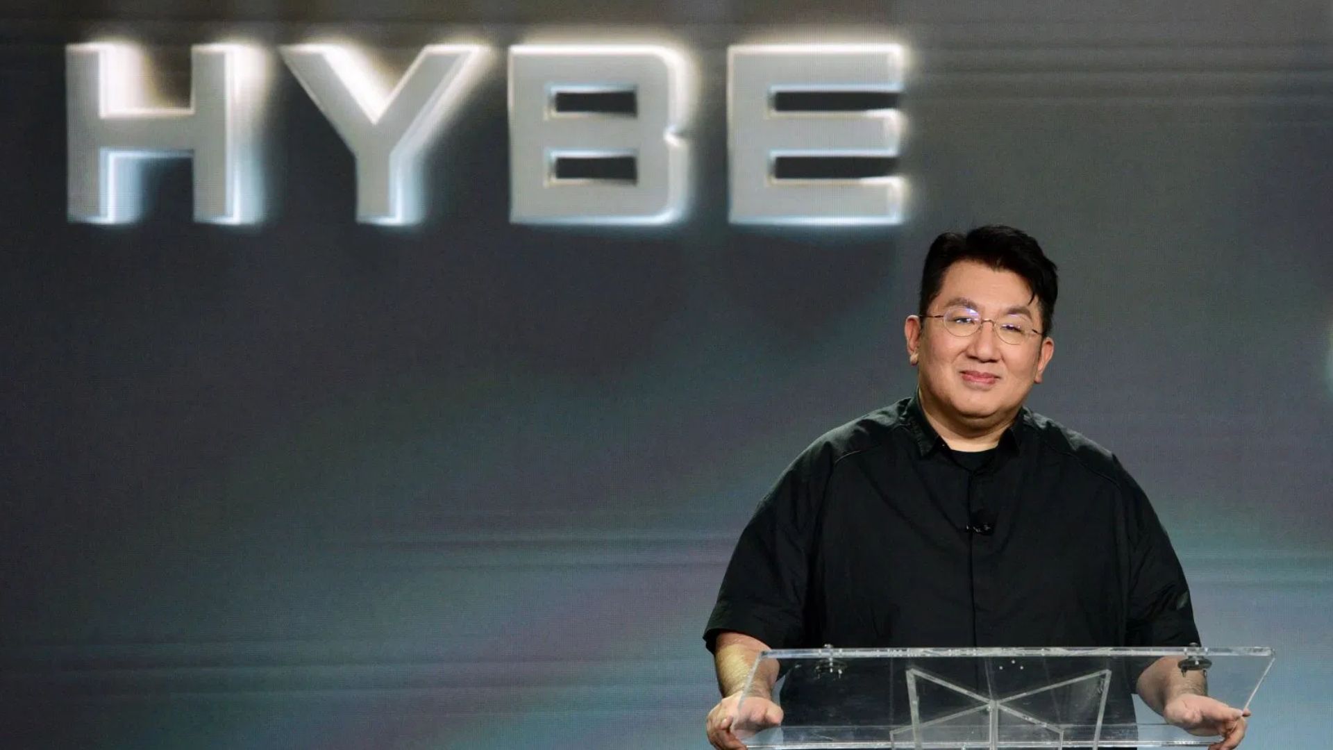 Bang Si-hyuk (Image via Getty)
