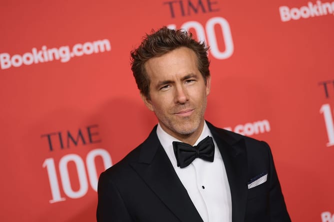 "That's not cool": Kjersti Flaa criticizes Ryan Reynolds' supporter after viral video shows actor allegedly being "rude" to a child
