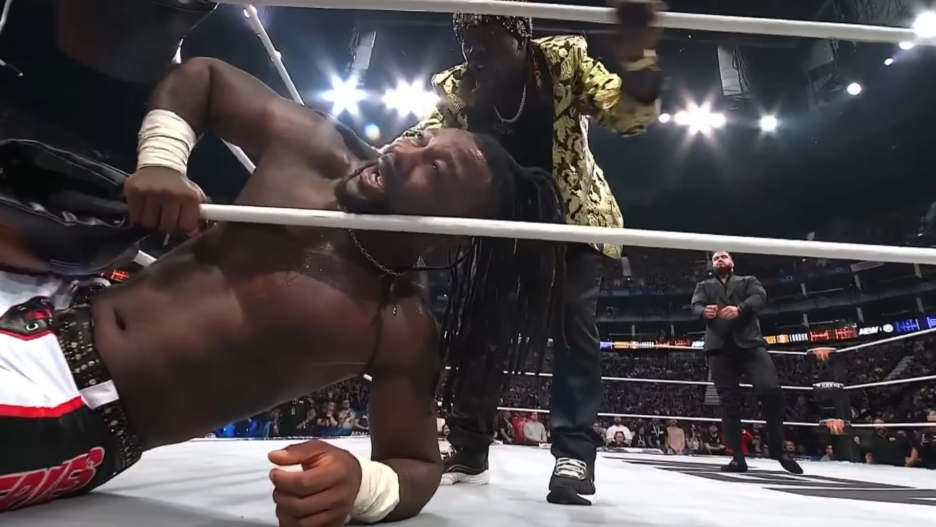 Wardlow poised to attack Prince Nana at Forbidden Door [Image Credits: All Elite Wrestling on YouTube]