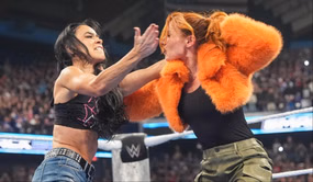“Look at the size of AJ Lee” - WWE veteran points out major mistake with Becky Lynch (Exclusive)