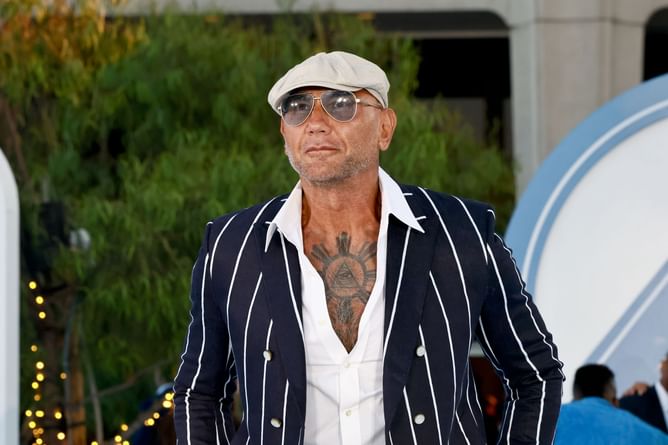 "Don't want to hear people b*tching": Dave Bautista bashes people who whine at the film sets