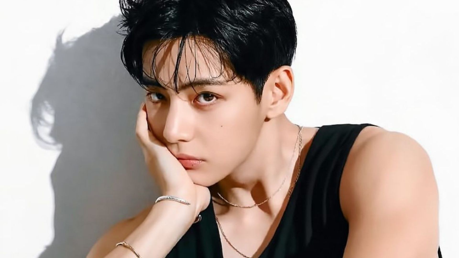 BTS&#039; Taehyung (Image via Instagram/@thv)