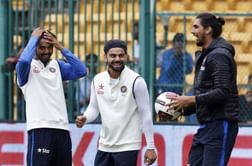 “Virat told Dhammika came to hit you” - Discarded Team India pacer reveals how he got banned on 2015 Sri Lanka tour