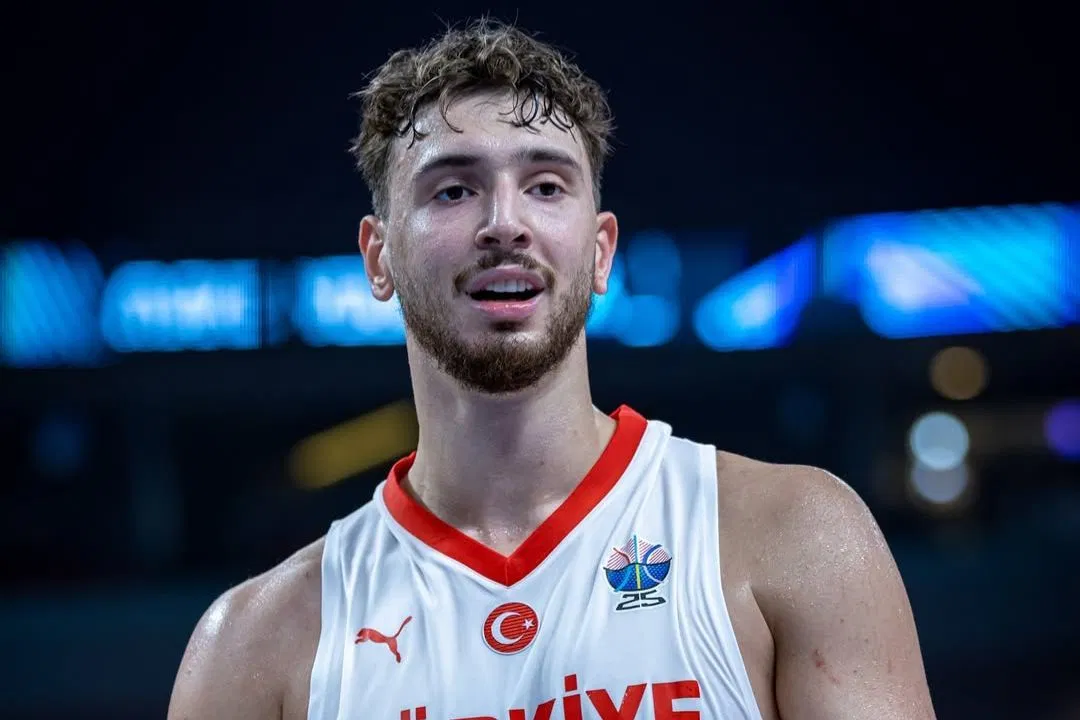 Alperen Sengun humiliates opponent with sneaky between-the-legs pass as Turkey star continues stellar EuroBasket campaign (Source: IG)
