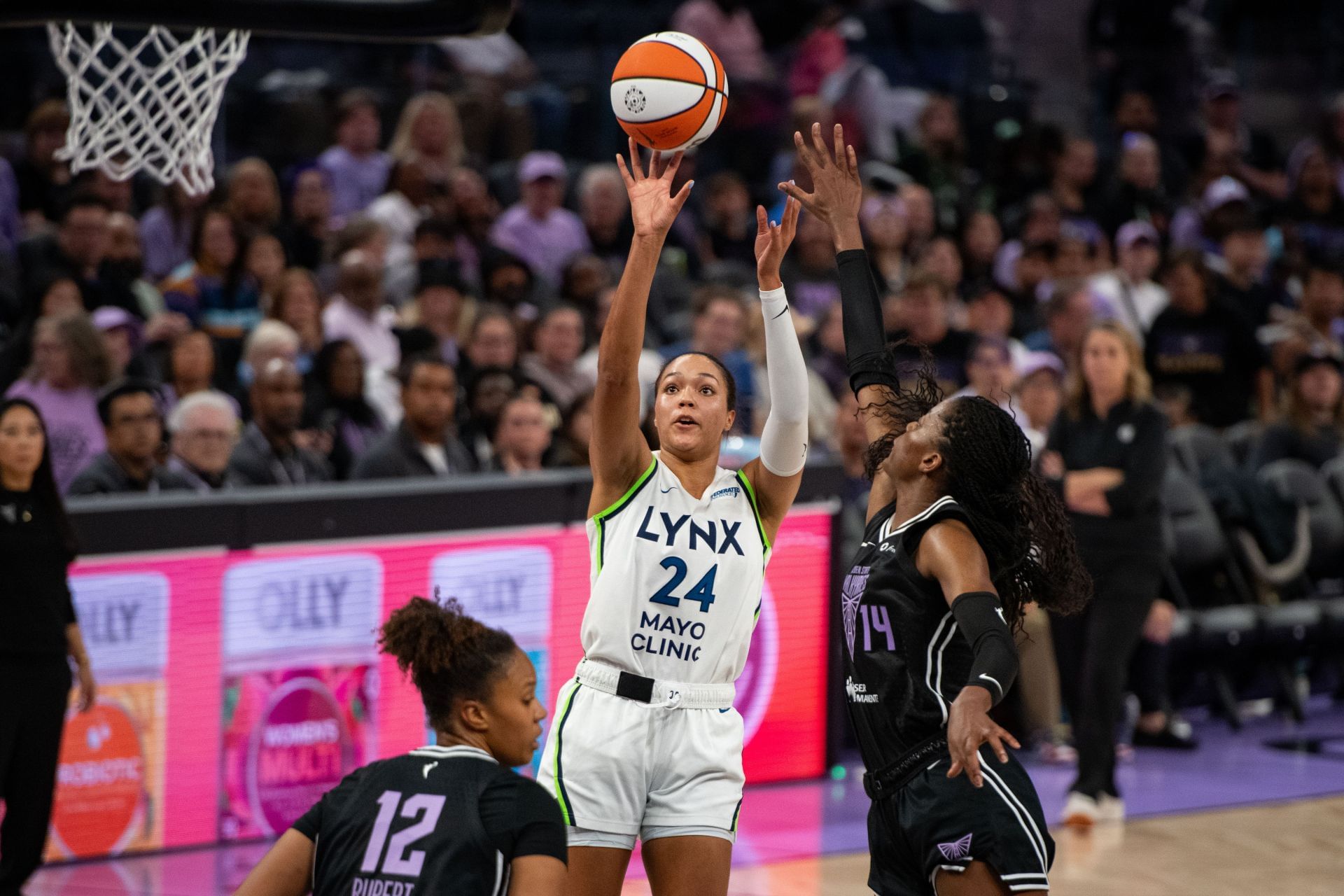 Minnesota Lynx v Golden State Valkyries - Source: Getty