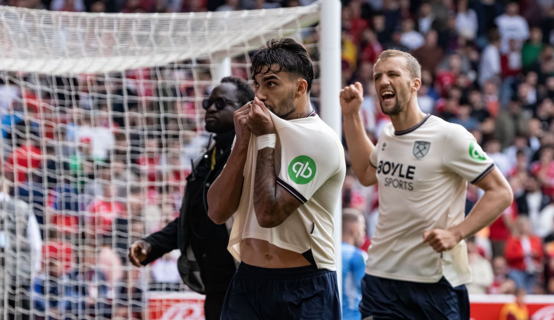 Nottingham Forest v West Ham United - Premier League - Source: Getty