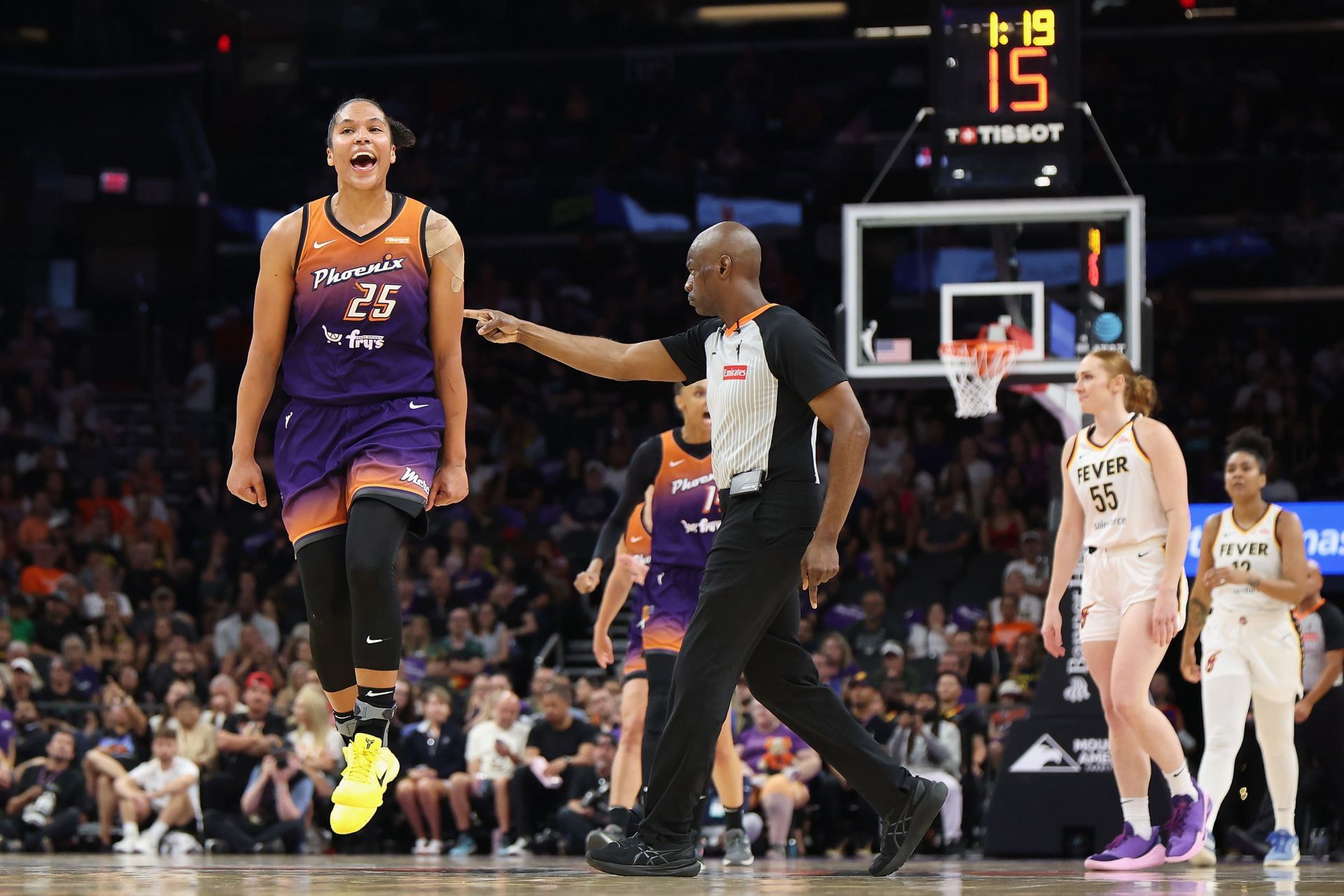 Indiana Fever v Phoenix Mercury - Source: Getty