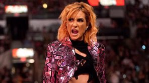 Megastar refused to tap out to Becky Lynch - "My mother would disown me"