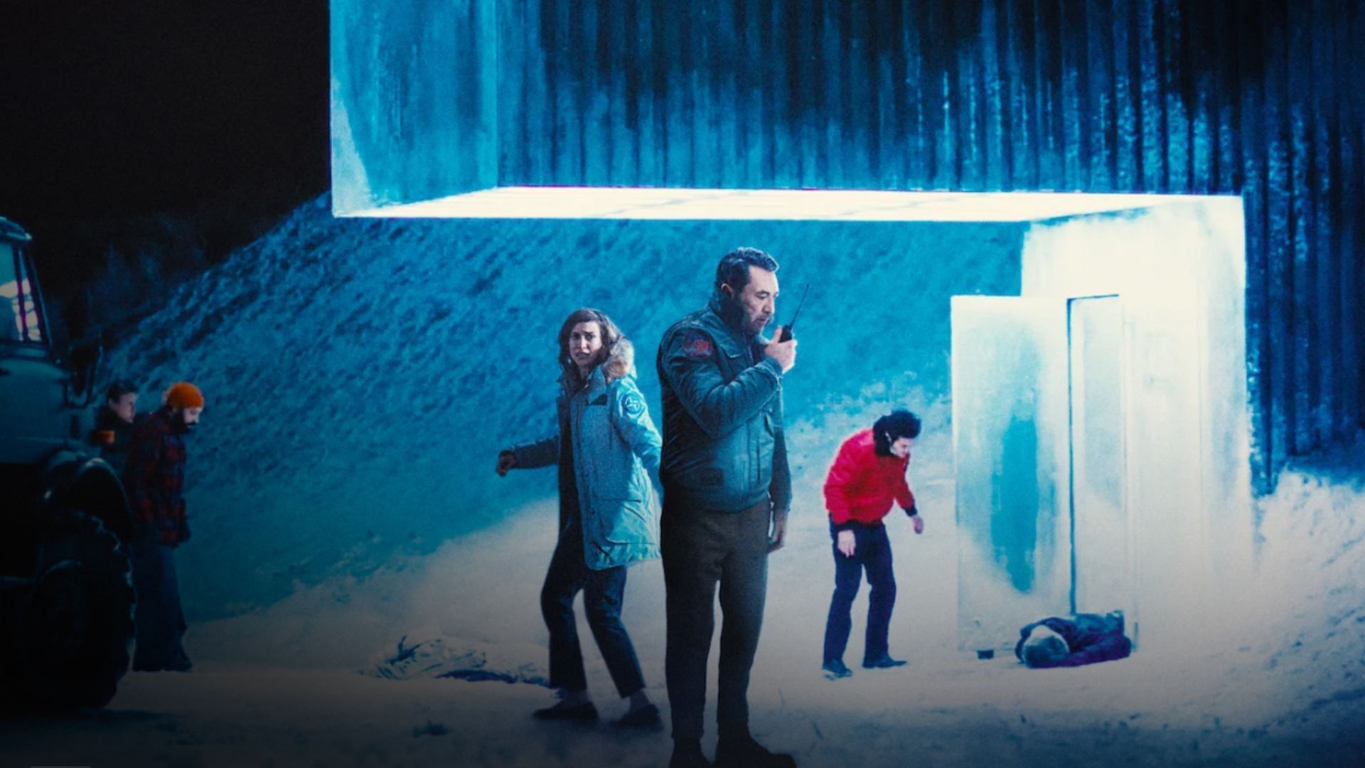 Into the Night features elements of science fiction and dystopia within a survival story (Image via Netflix)