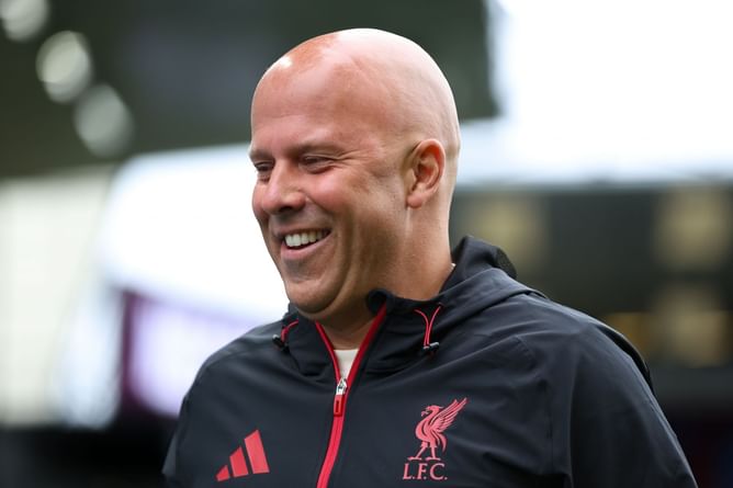 “If he stays fit, he’s one hell of a player" - Pundit claims one Liverpool star 'hasn’t been able to show his true qualities' at the club