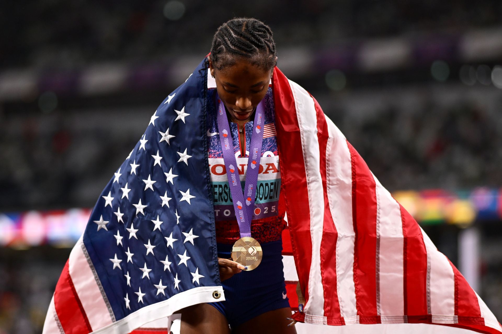 Melissa Jefferson-Wooden with her 200m world title (Image via: Getty)