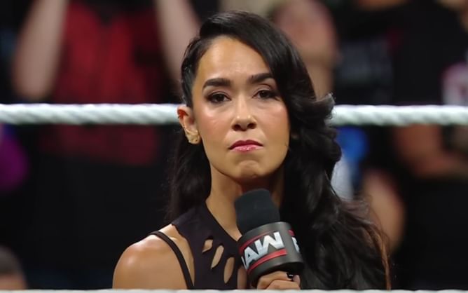 "Zero logic" - Wrestling veteran goes off on recent AJ Lee promo on RAW