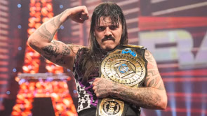 Dominik Mysterio has two-word message after being saved on RAW