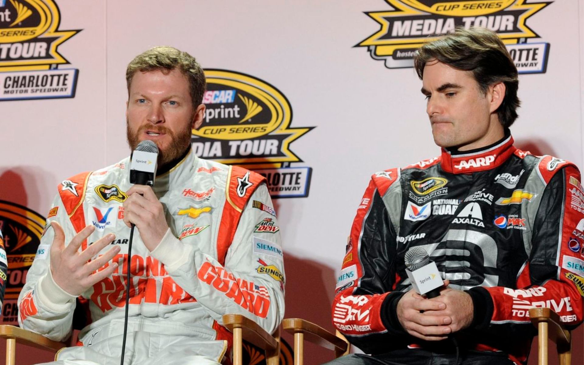 Dale Earnhardt Jr. (L) and Jeff Gordon (R)
