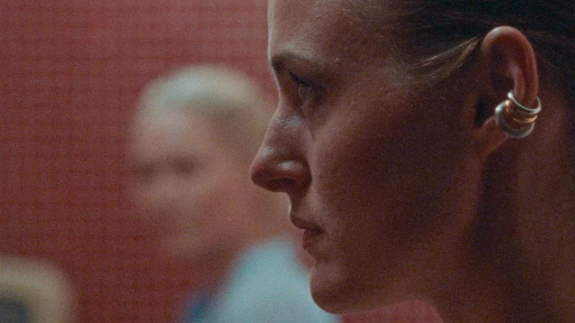 The dialogue-driven narrative keeps viewers invested (Image via IFC)