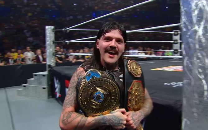 Dominik Mysterio seemingly imitates active WWE icon during his entrance on RAW