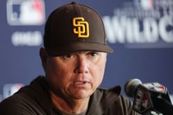 Using iconic 'James Franco wink,' Royals icon flirts with Padres skipper idea after Mike Shildt's sudden retirement