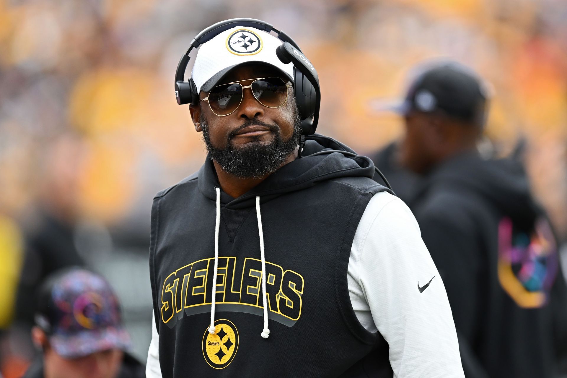 Hes single-handedly set the franchise back 10 years: Steelers fans call for Mike Tomlins firing after crushing loss to Joe Flacco-led Bengals