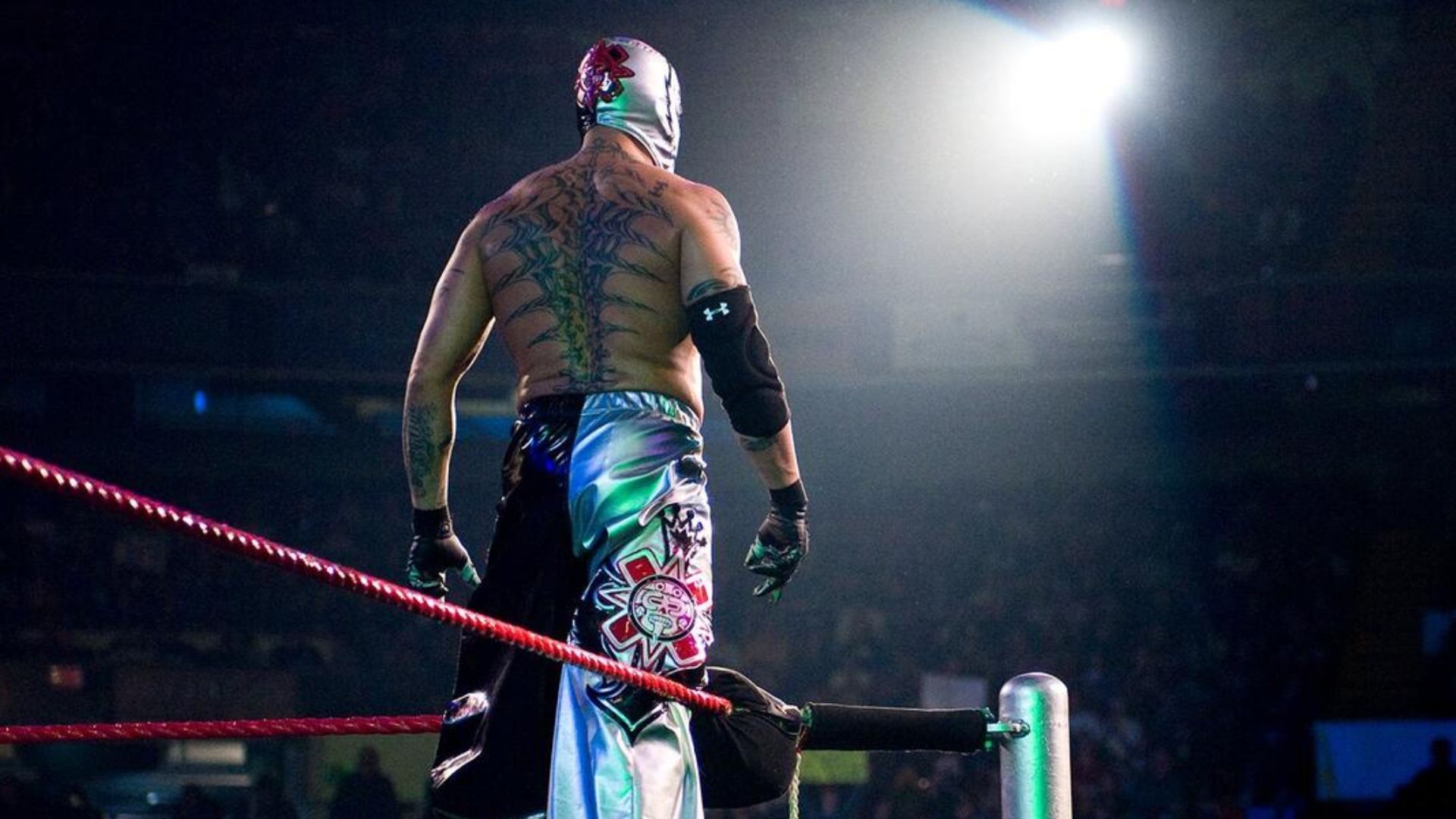 Lenda da WWE Sugere Roteiro Explosivo para a Estreia da Filha de Rey Mysterio!