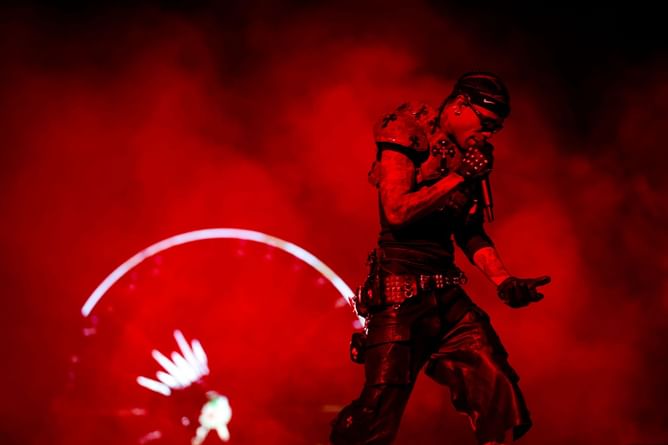 “Really annoying and inconsiderate”: Netizens react as Travis Scott responds after fans complain of over an hour delay during his Johannesburg show