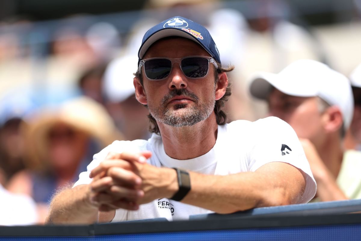 "Completely fake" - Carlos Alcaraz's coach Juan Carlos Ferrero sends strongly-worded message to dismiss cancer speculation amid absence from his team