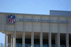 “The rich are never satisfied”: Fans slam NFL RedZone as it breaks ‘commercial-free’ promise sneaking in more ads this season