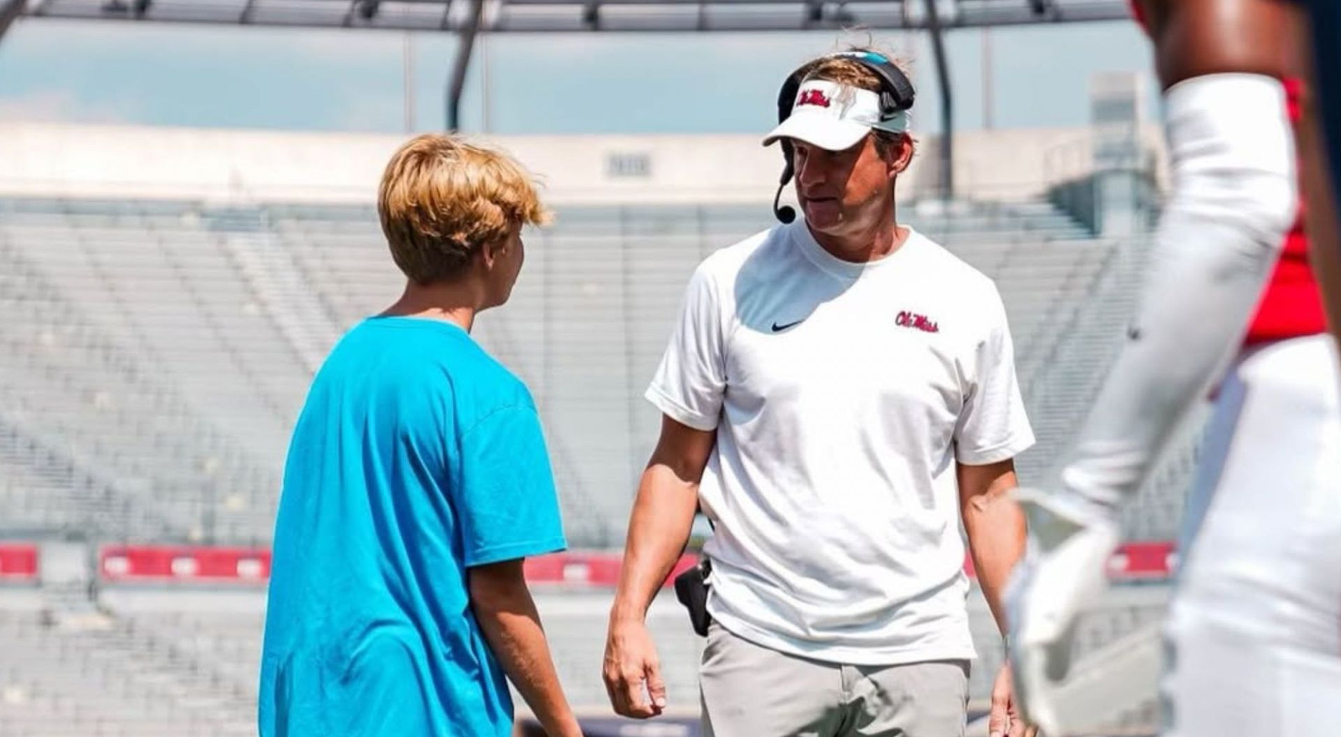Lane Kiffin and son Know (Credit-Instagram/thereallanekiffin)